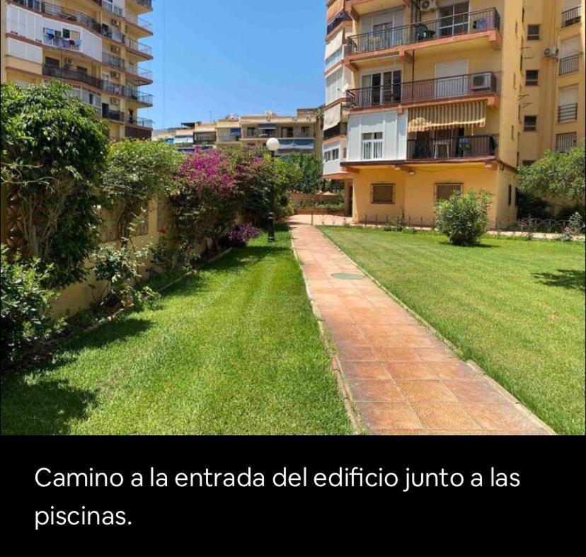 Apartamento Paseo Maritimo De Playamar Torremolinos Luaran gambar