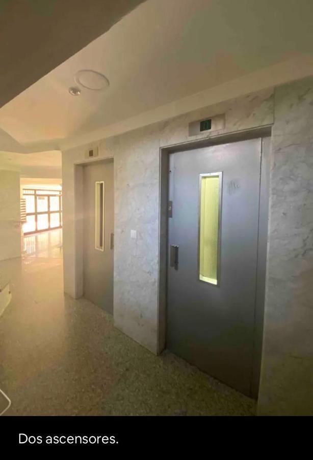 Apartamento Paseo Maritimo De Playamar Torremolinos Luaran gambar