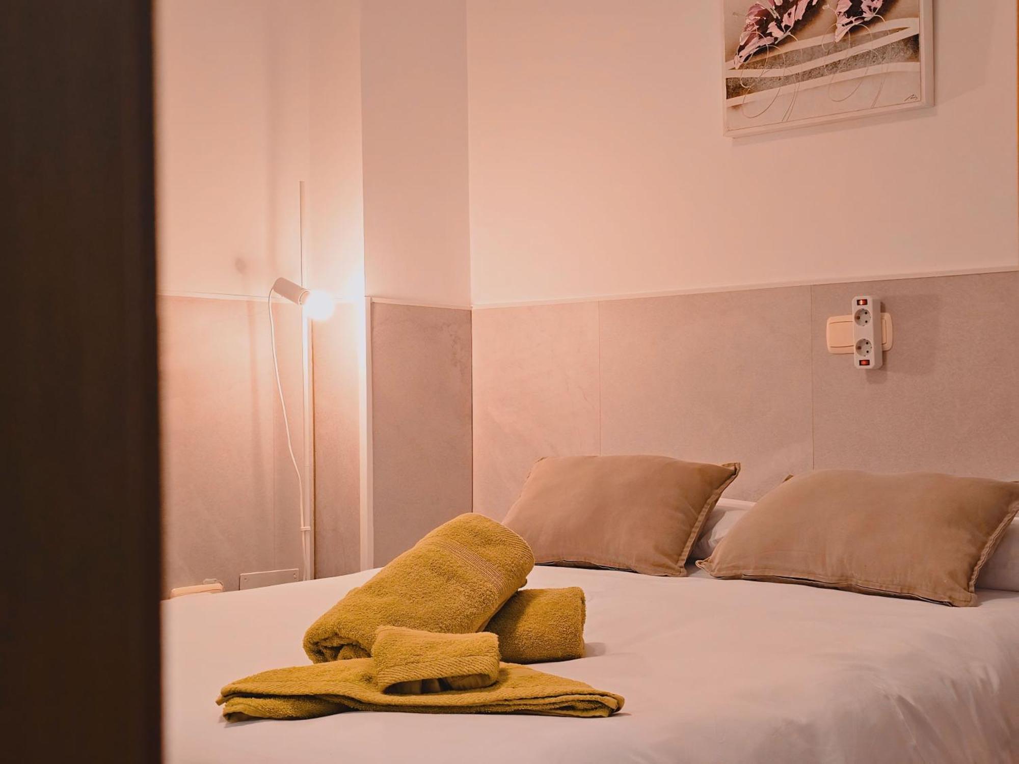 Apartamento Paseo Maritimo De Playamar Torremolinos Luaran gambar