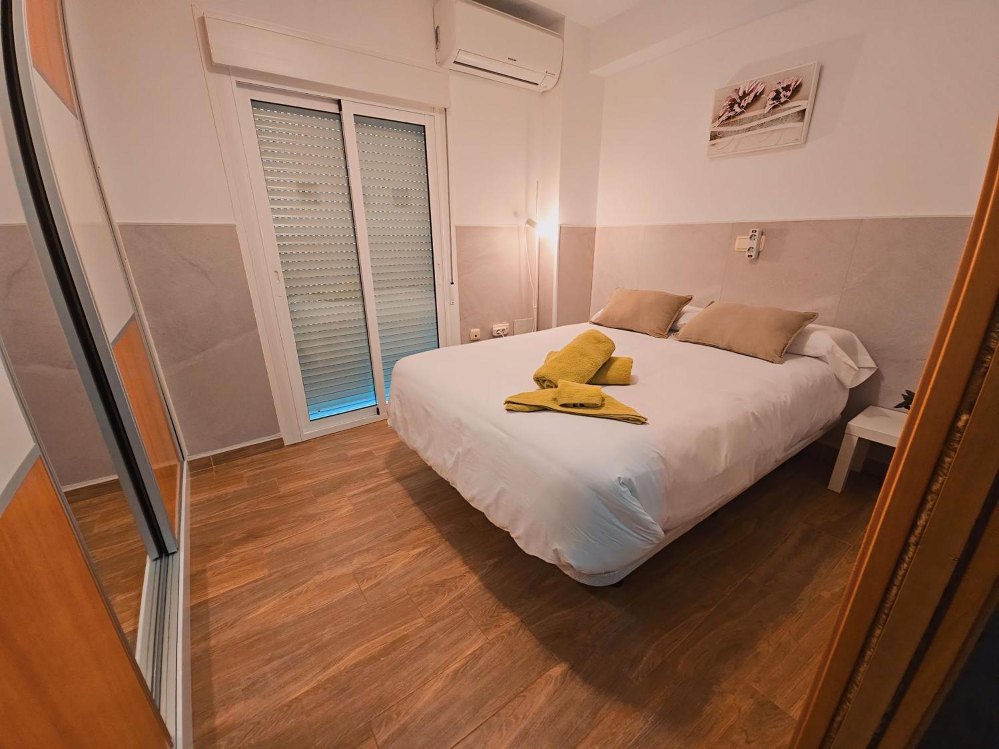 Apartamento Paseo Maritimo De Playamar Torremolinos Luaran gambar
